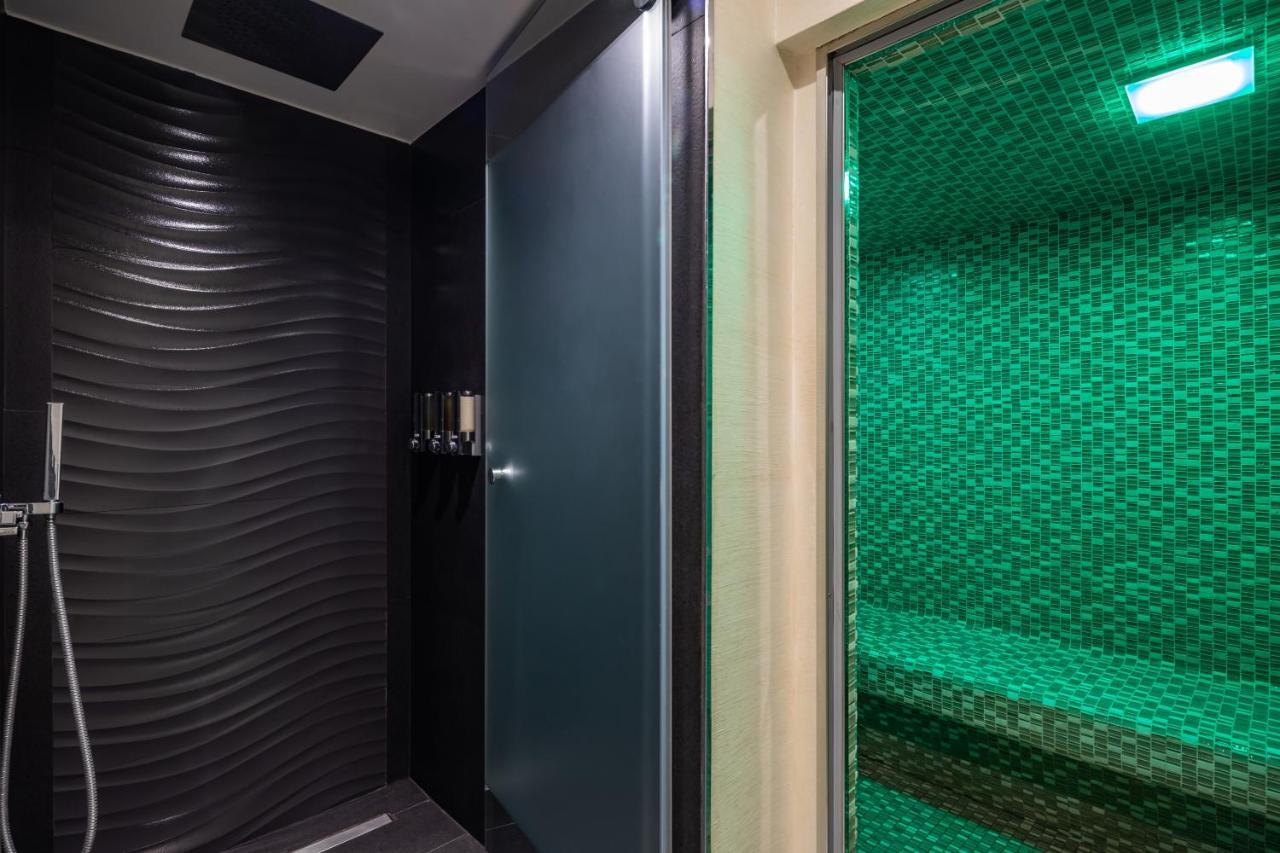 60 Hyde Park Gate Hotel 5*