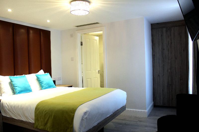 1 Craven Hill Gardens Apart-hotel