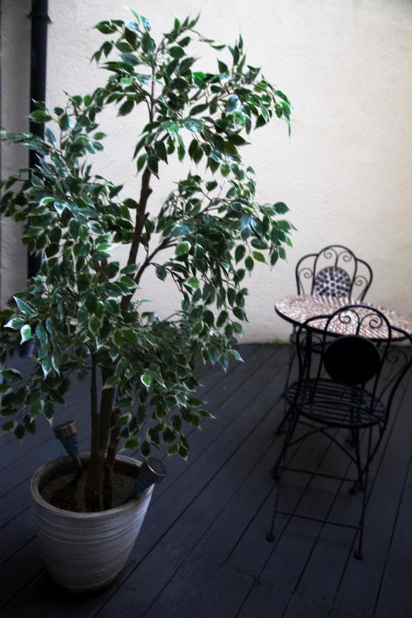 Apartment Crashpads Shoreditch Loft With Private Courtyard