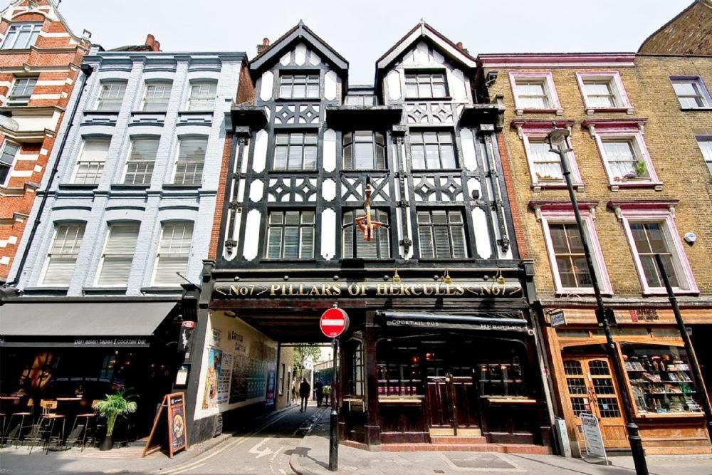 F3 Greek Street By Living London