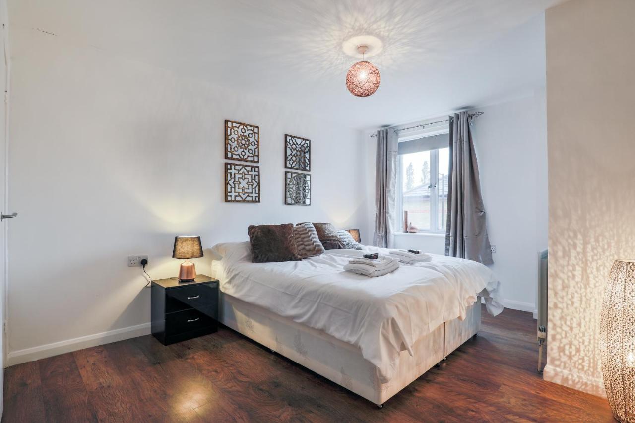 New Cross By Emerald Apartamento