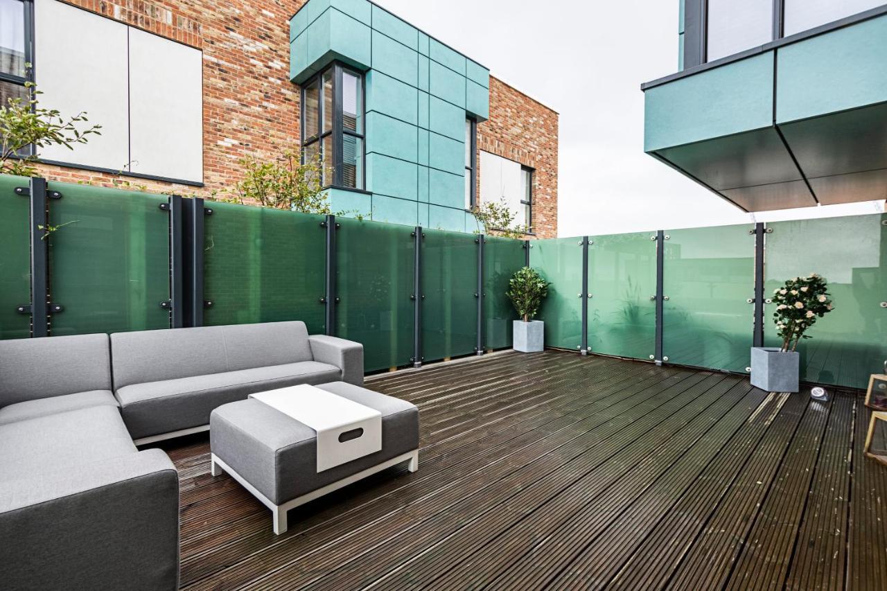 Appartement Chiswick Park 3 Bed 3 Bath West London - Parking