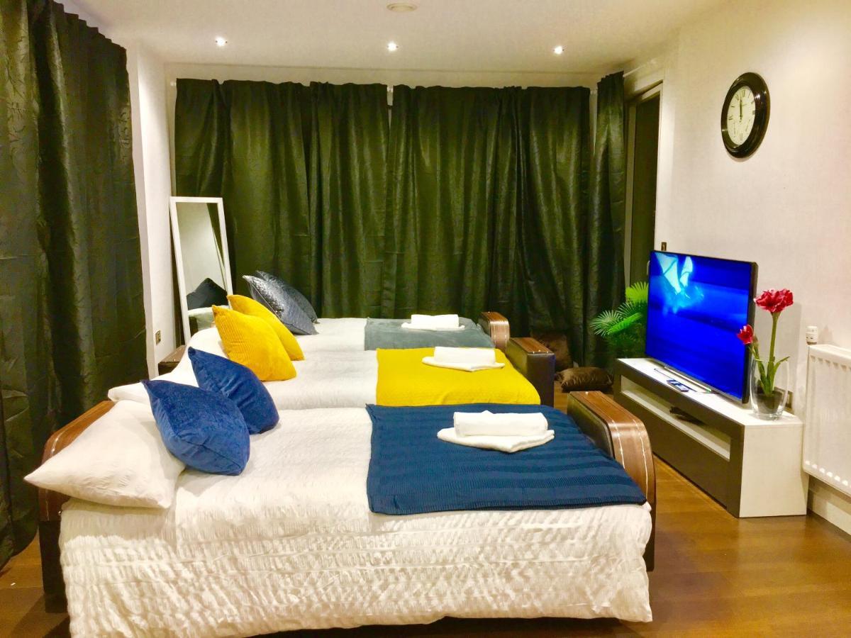 Excel 2 Bedrooms River View Appartement Londres