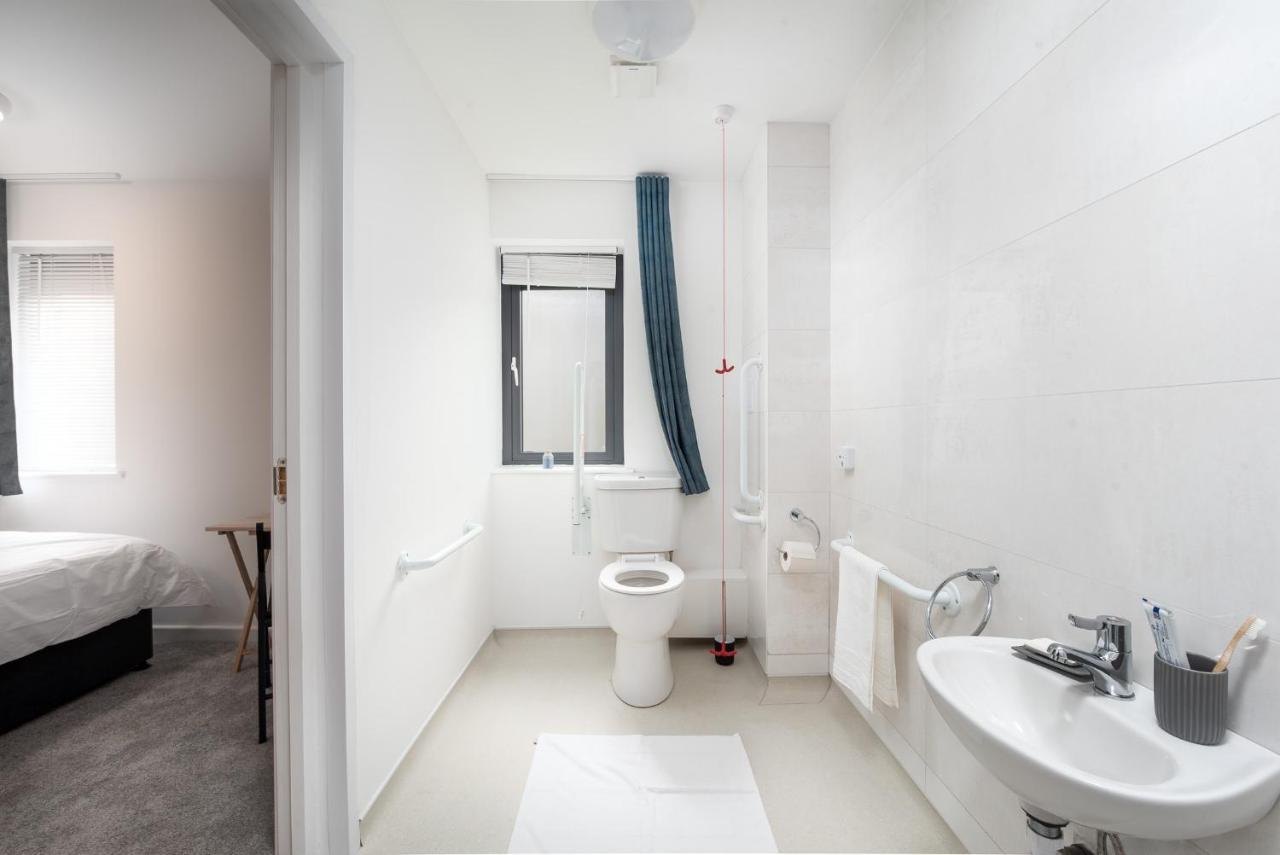 Queen's Drive Appart hôtel 3*