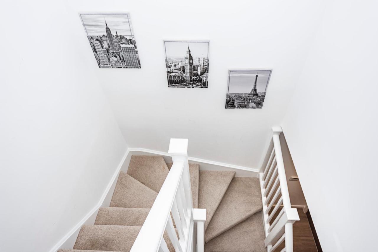 Chiswick Park 3 Bed 3 Bath West London - Parking Londres