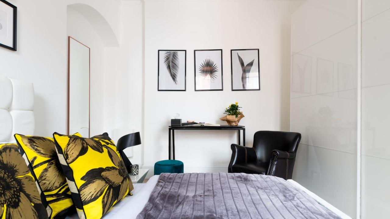 Phenomenal 5bedroom Design House For Nomads Xxl Groups Apartment London