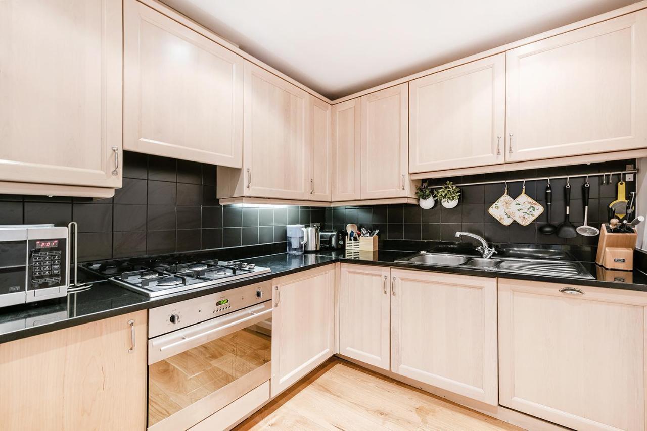 Lovely 2 Bedroom In Notting Hill Apartment