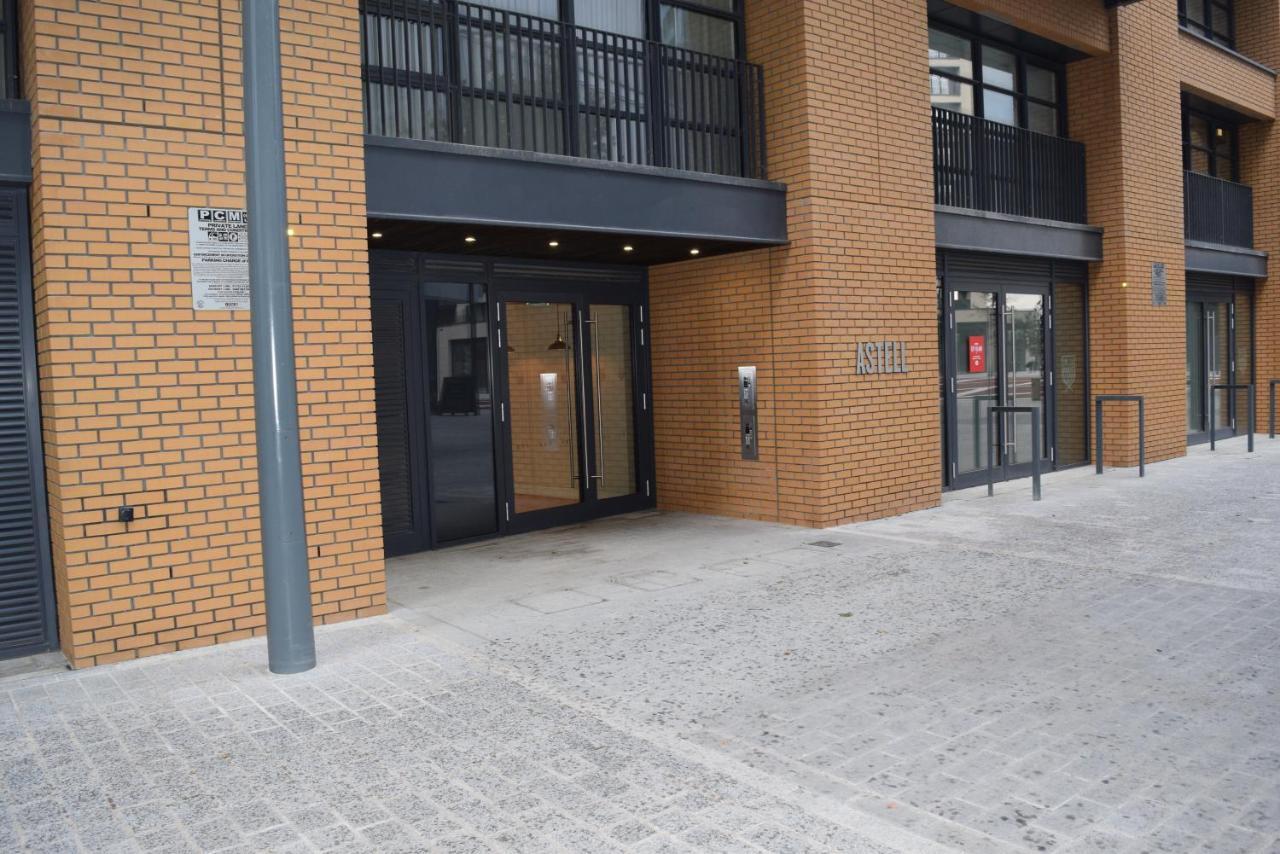 Island 3 Bedroom Luxury Apartments, Canary Wharf Apartamento