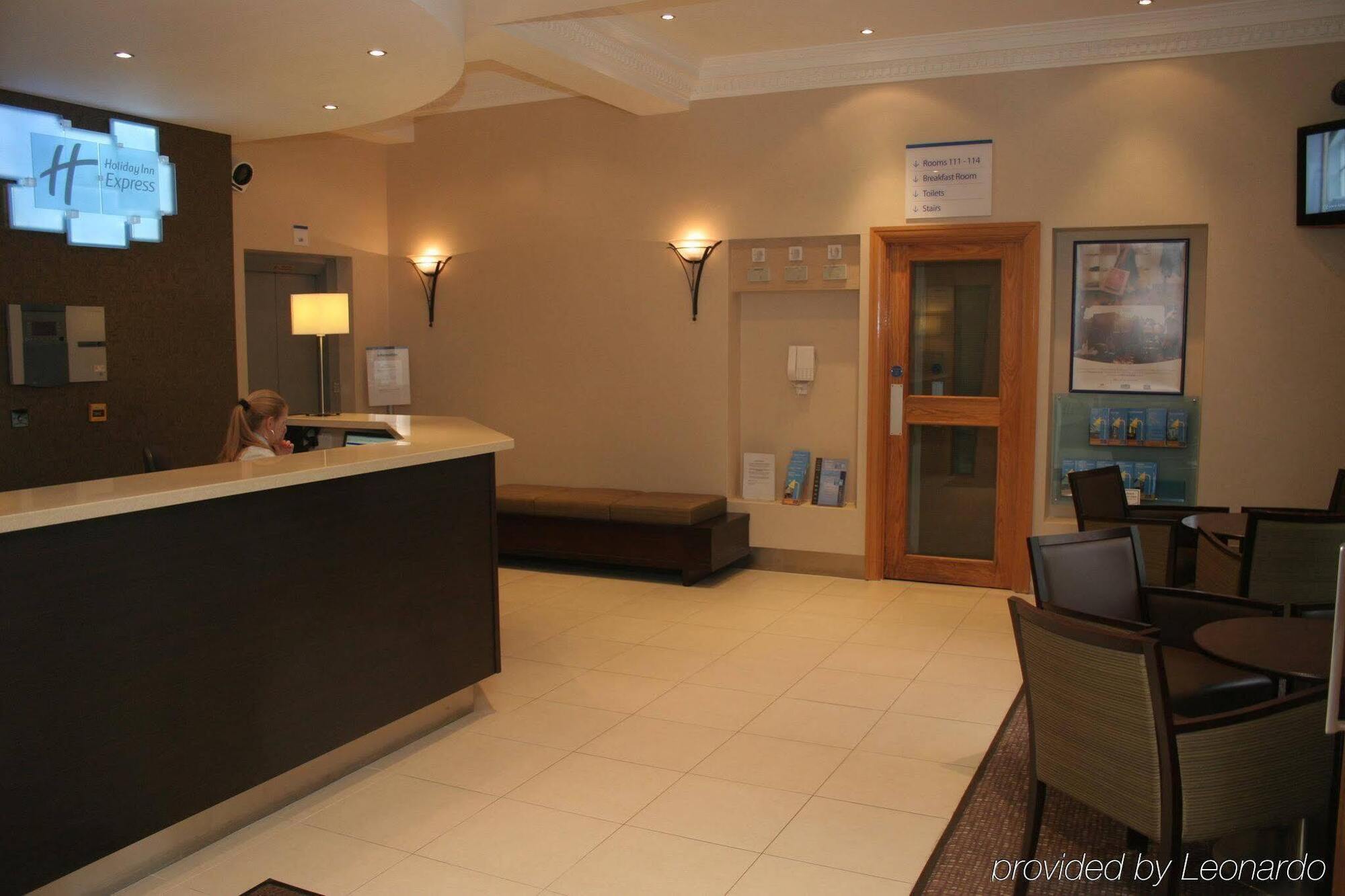 Hotel Holiday Express Victoria By Ihg Londres