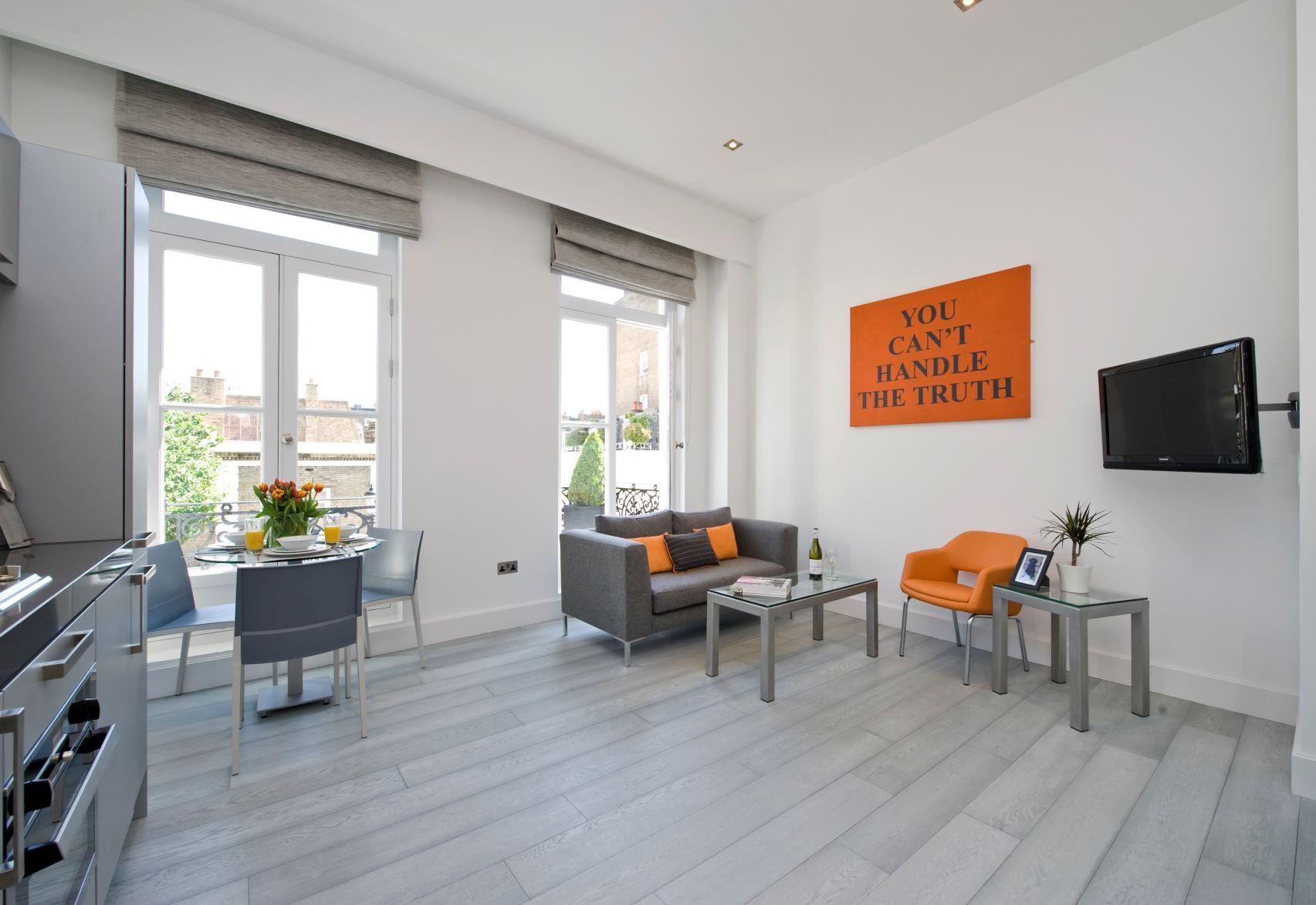 Aparthotel Templeton Place By Supercity 4*