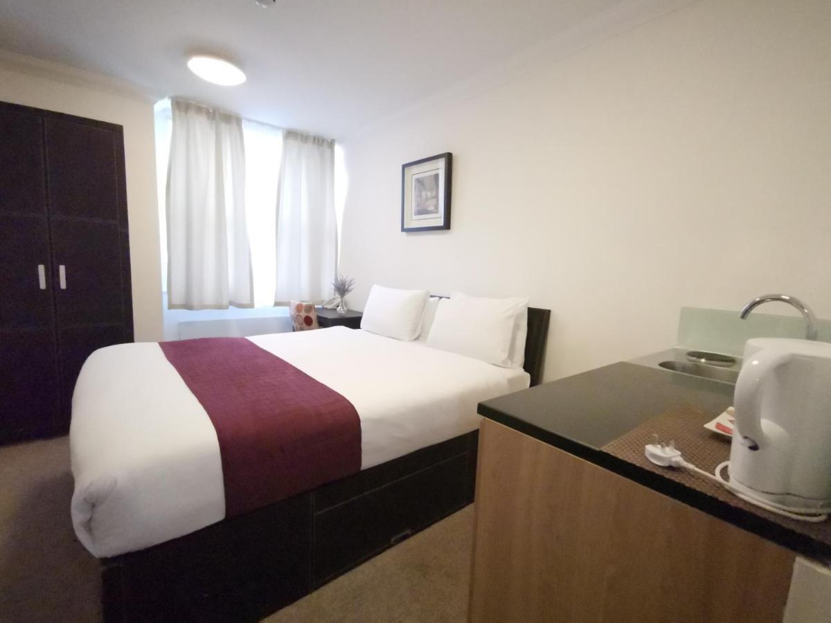 The Royale Chulan Hyde Park Hotel Londres