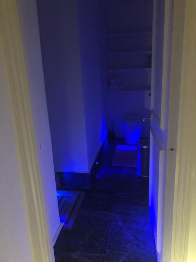 Apartamento 2 Bedroom Close To Camden Town Londres