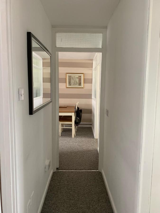 Lovely One Bedroom In Stratford