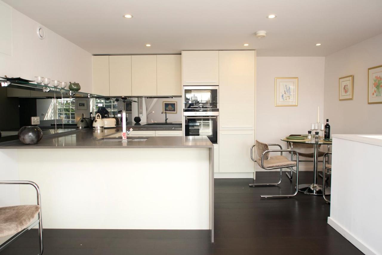 Veeve - Modern Edwardian Appartement