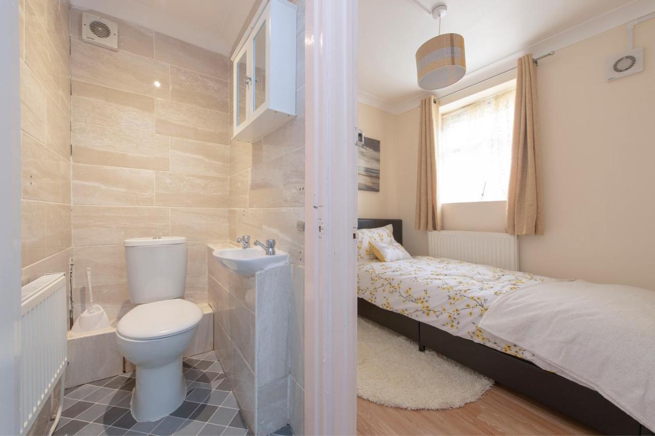 Abkat Three Bedroom Londres