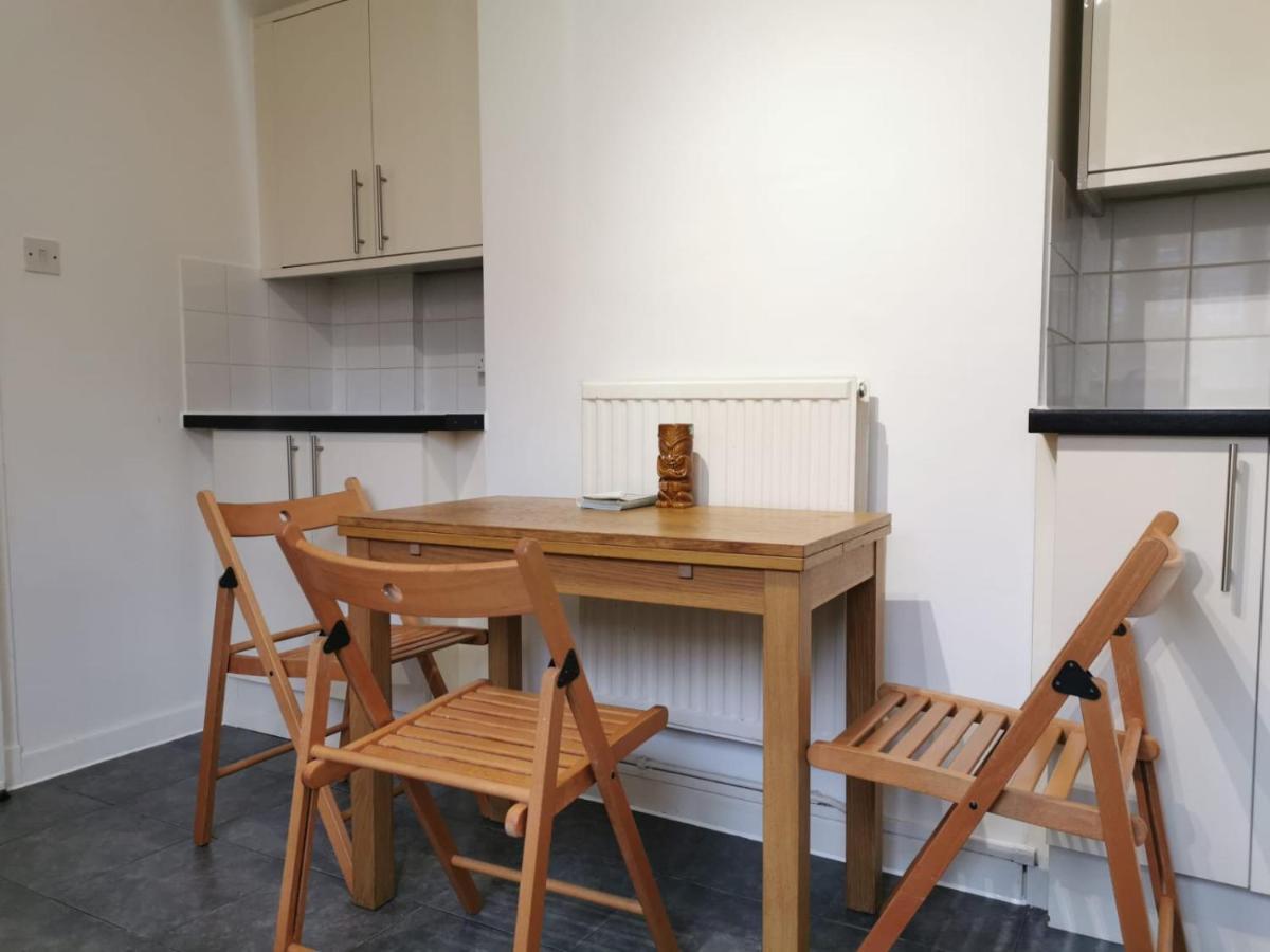 Pensión Cosy Flat Close To East Dulwich Station