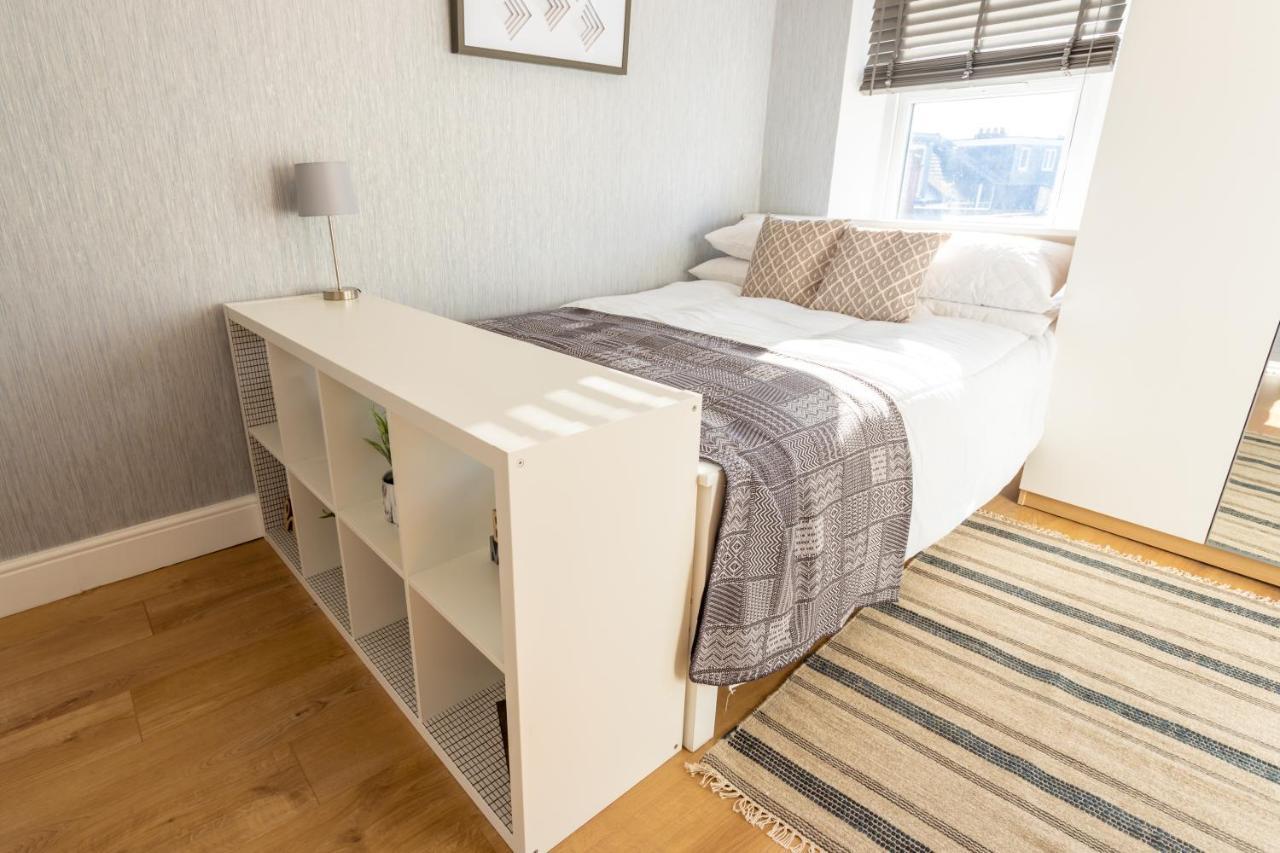Modern And Chic Flat For 2 People In West Kilburn By Queen's Park *