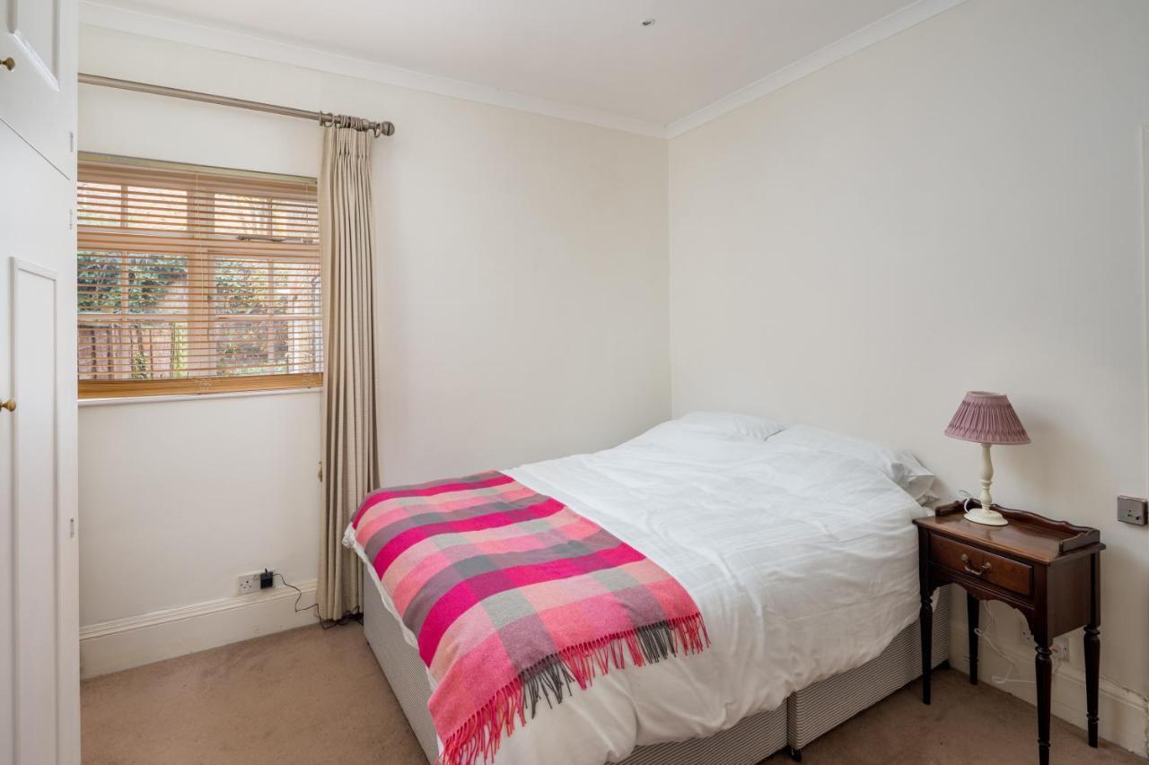 Charming 2br Flat With Patio In Hammersmith * Londres