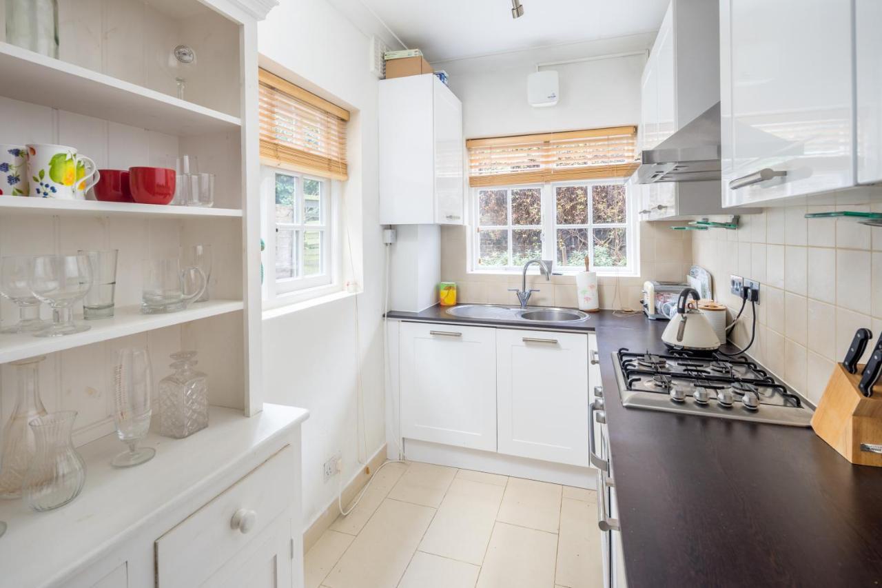 Charming 2br Flat With Patio In Hammersmith * Londres