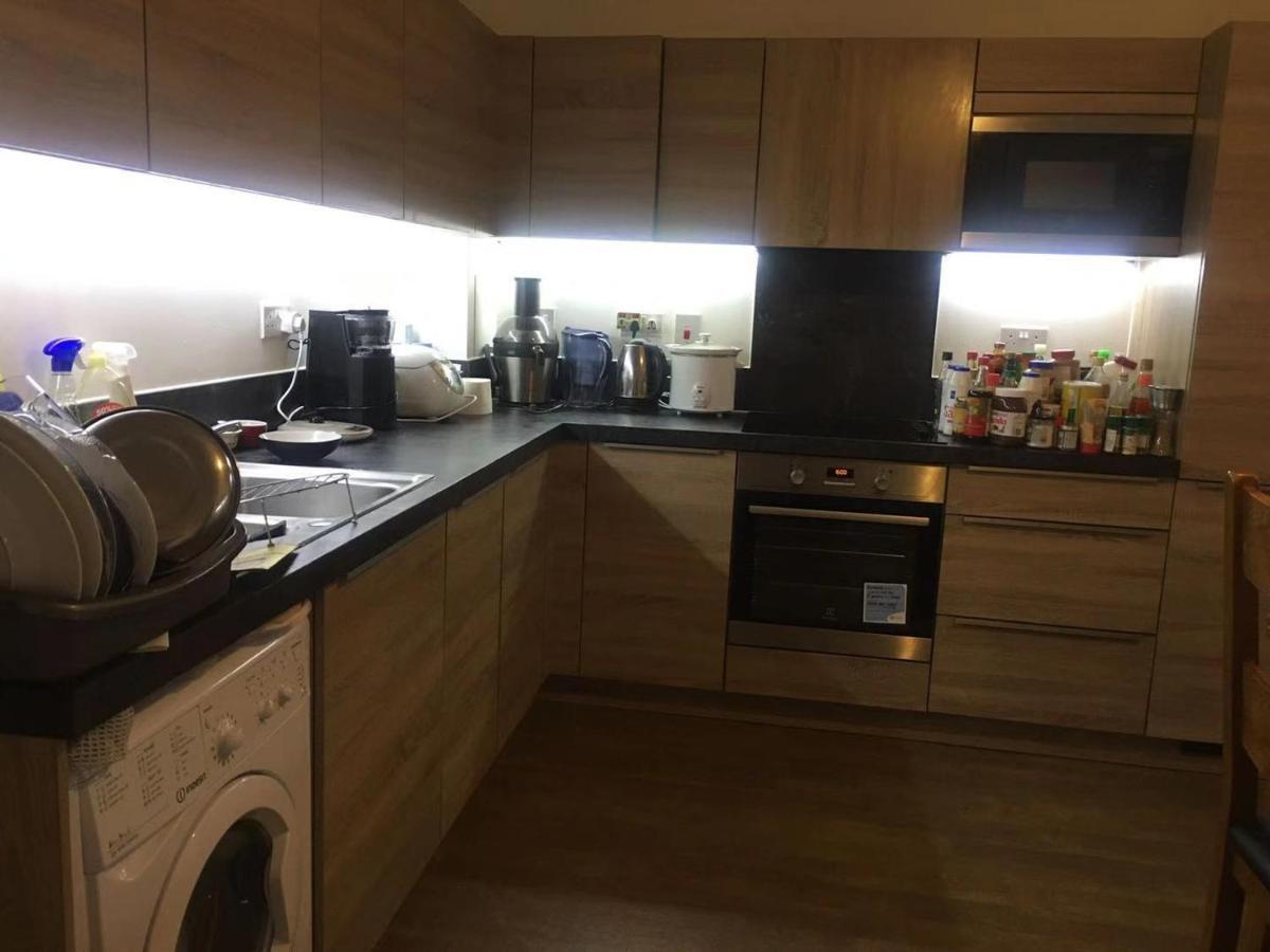 Spareroom Double Room In Surrey Quays Londen