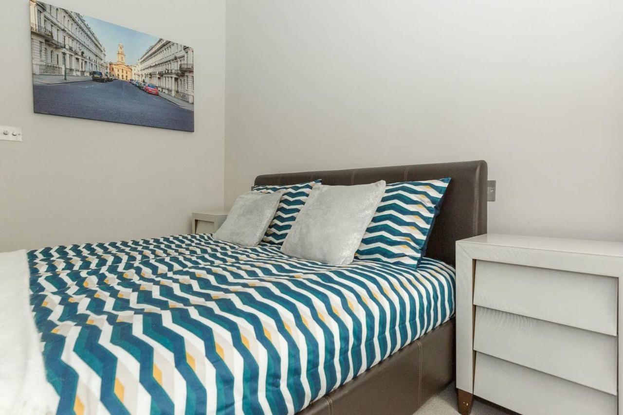 Apartamento Modern 1br Period In Kensington Londres