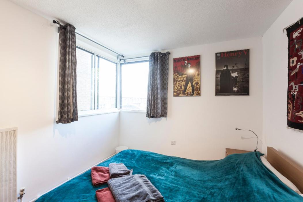 Tate Modern River View Apartment London