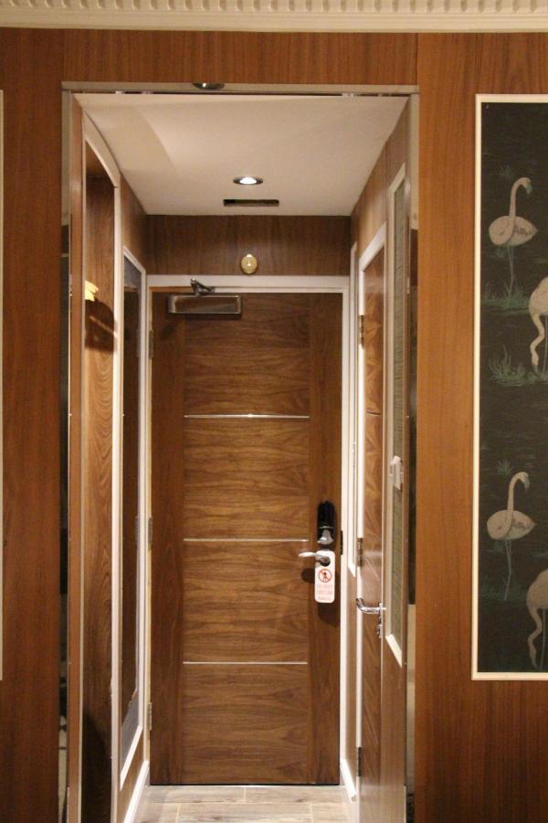 Hotel Cheshire Central