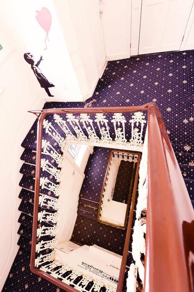 Gallery Hyde Park Hostal *