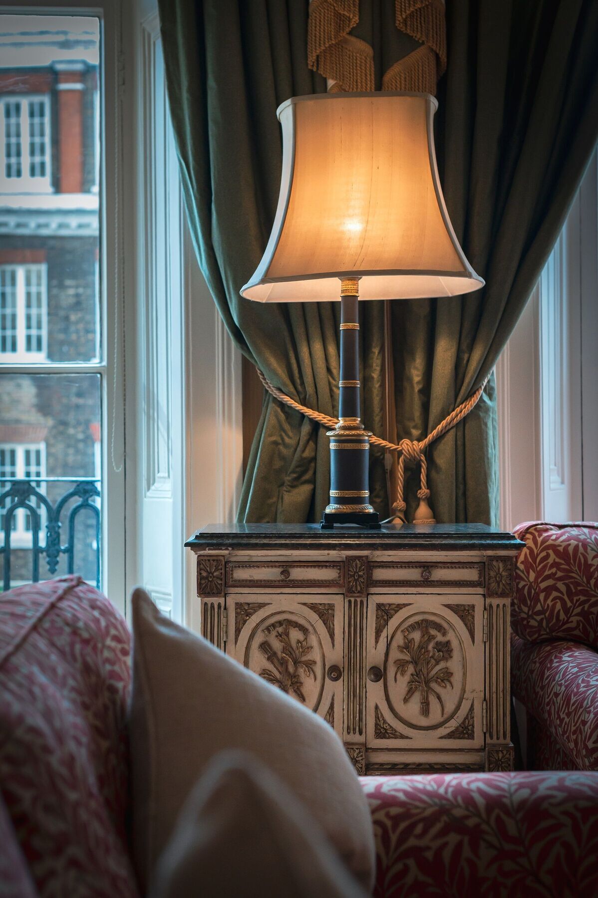 10 Curzon Street By Mansley Londres