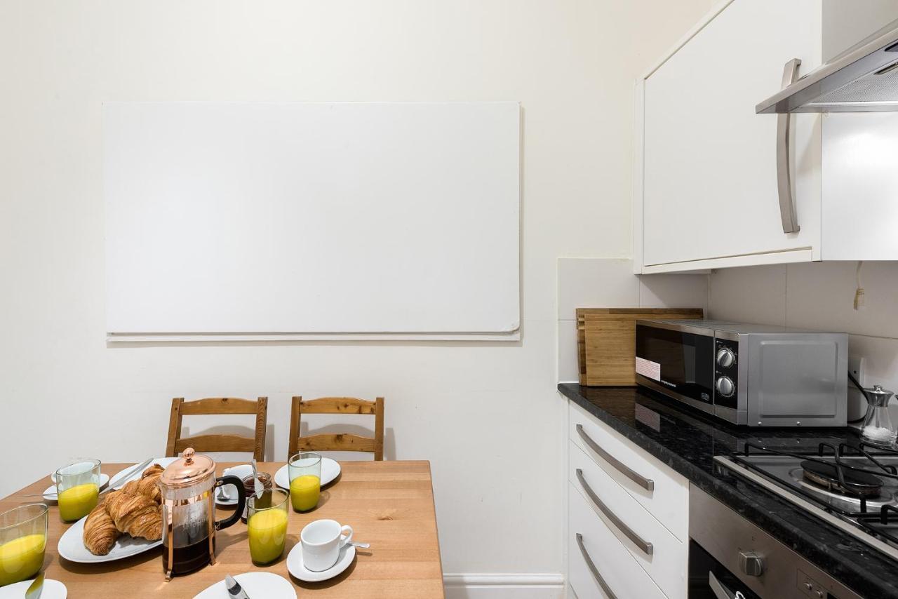 Heart Of Ealing With Garden * London