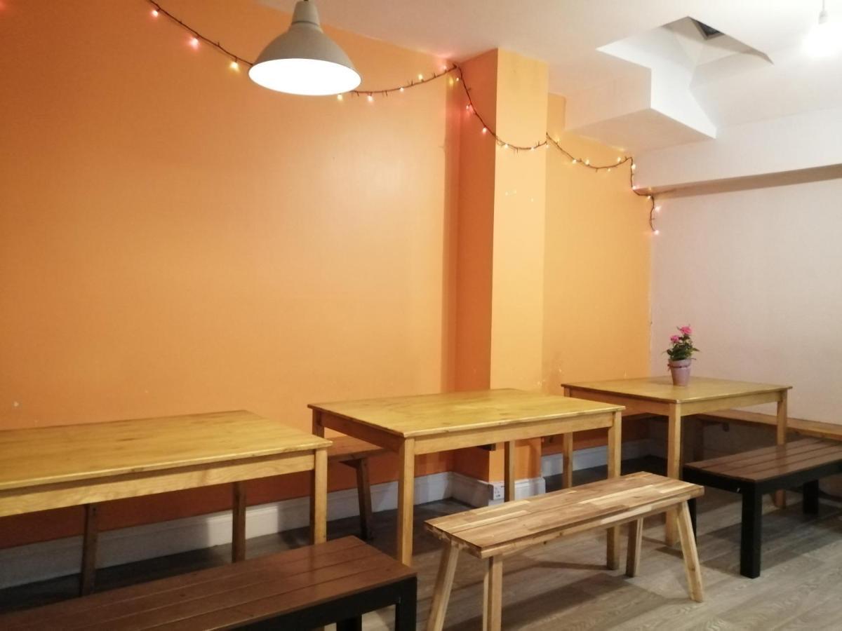 Gallery Hyde Park Hostal Londres