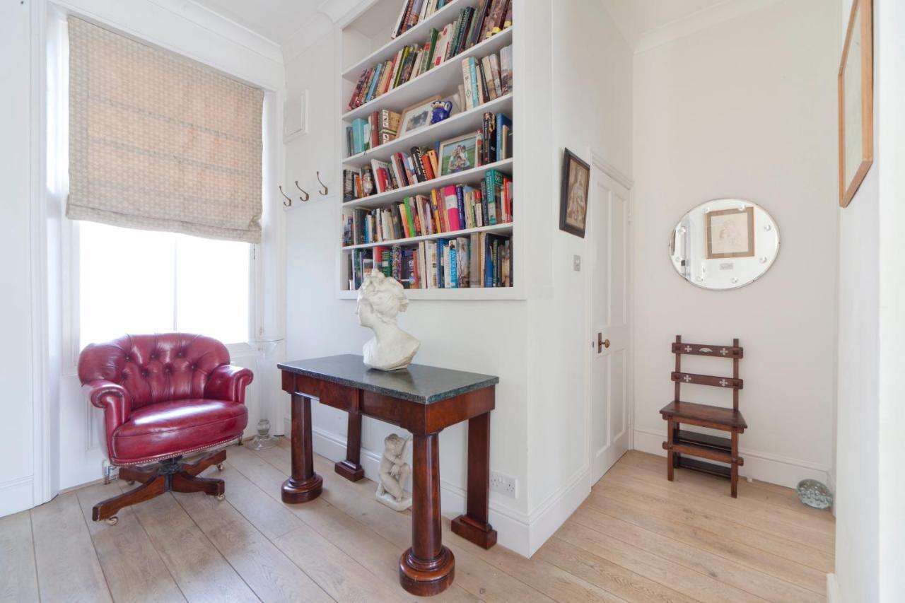 Bassett Road Iv By Onefinestay Londres