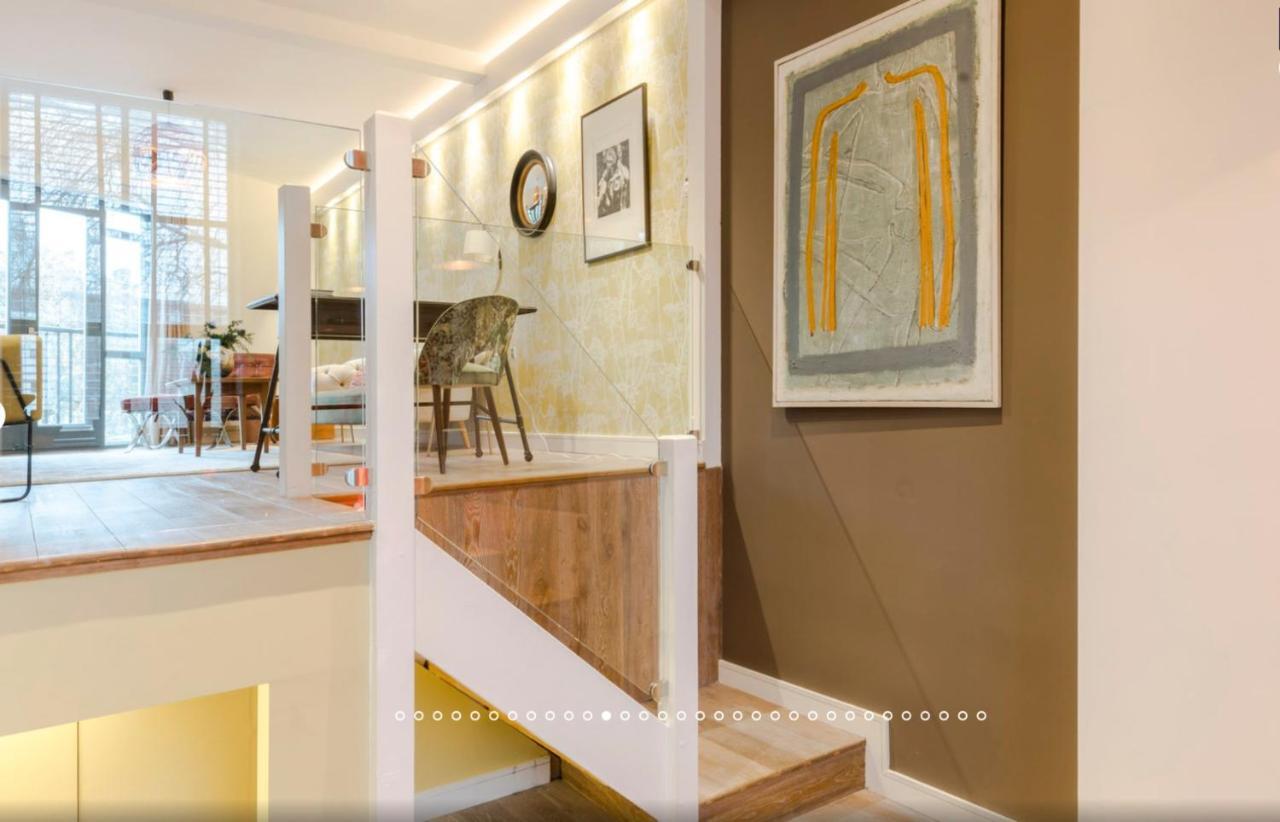Neon Melody - Playful 2 Bedrooms By Bridge * Londen
