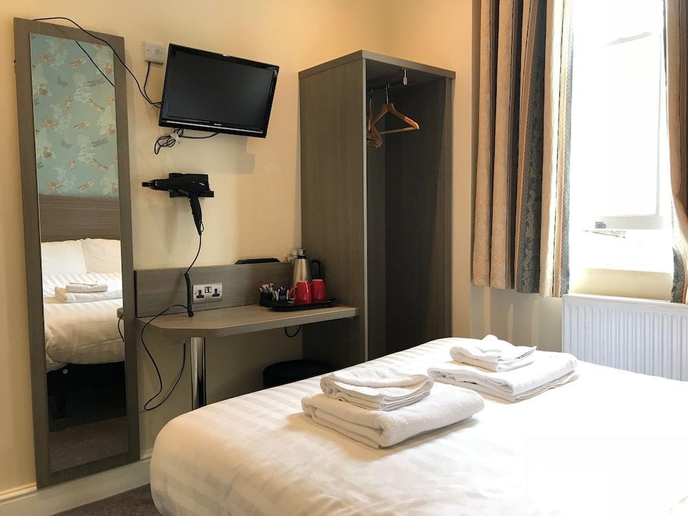 Hotel Oyo Bakers Victoria Londres