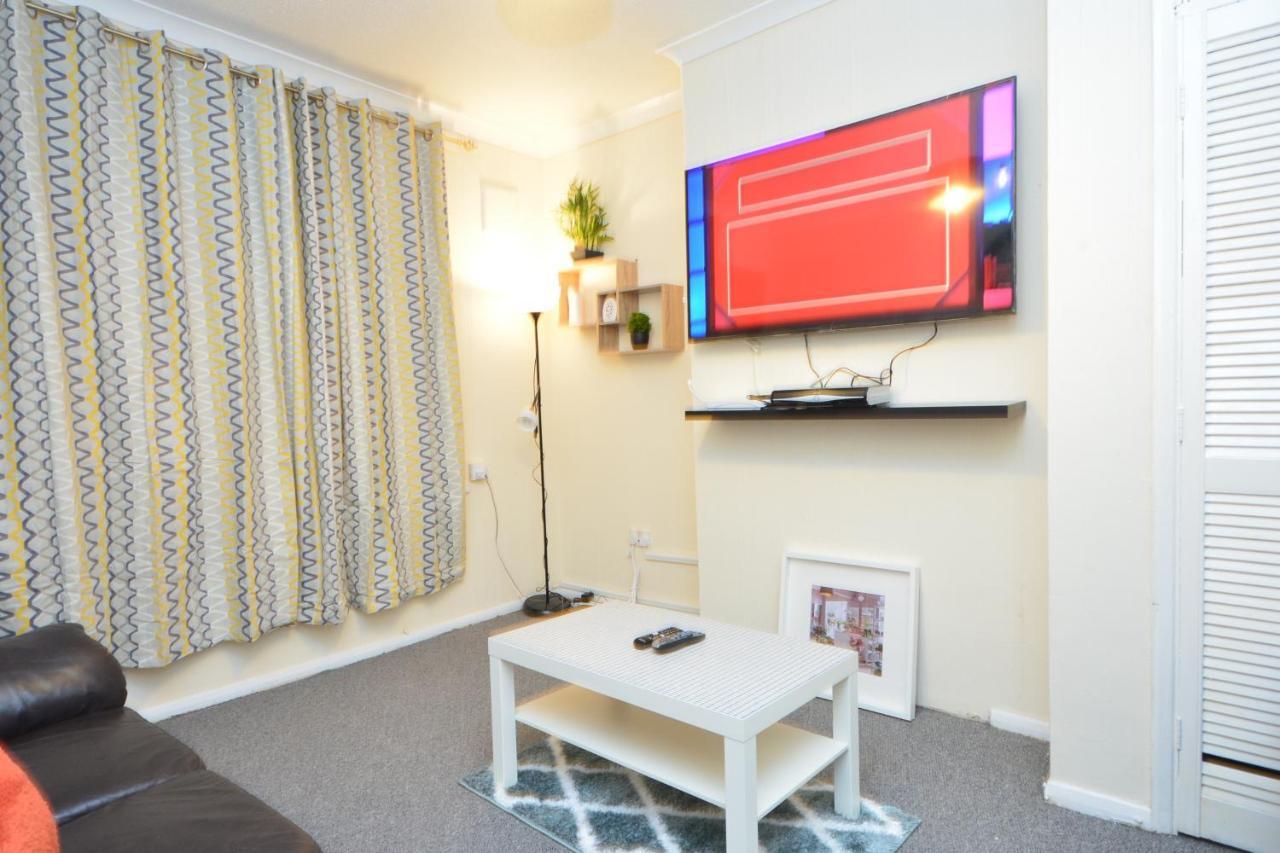 Appartement Beautiful Two Bedroom Near O2 Arena *