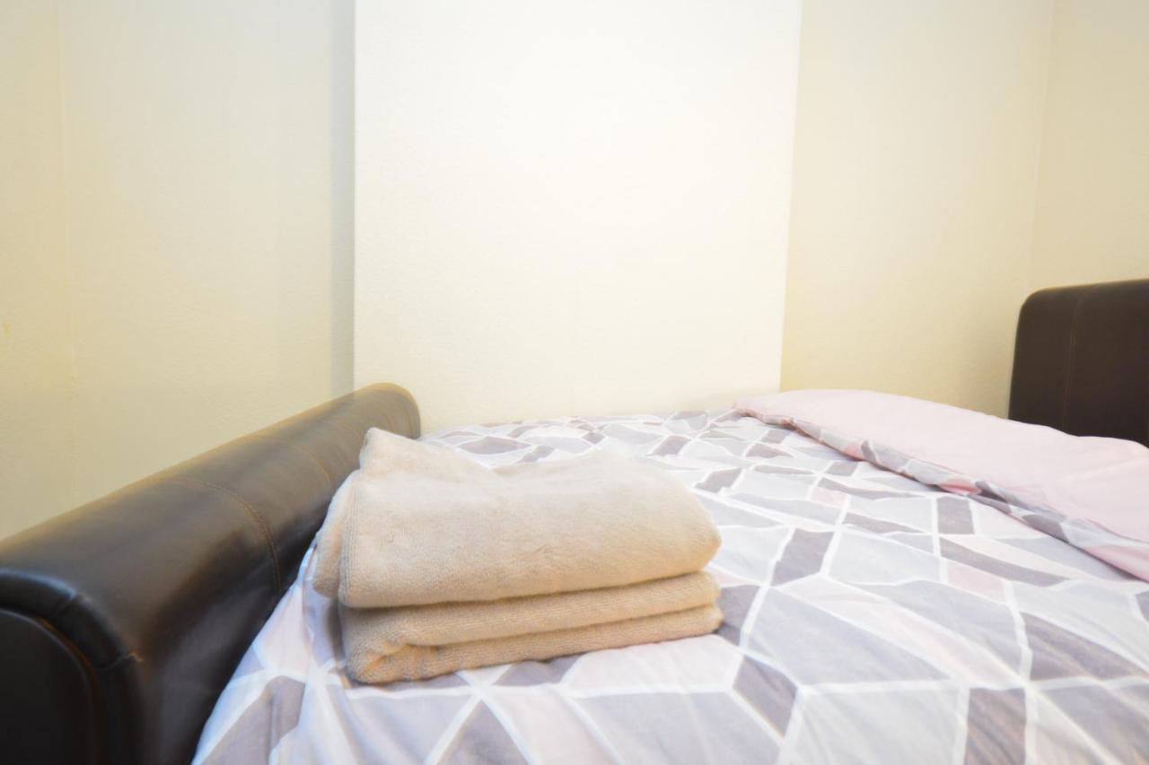 Beautiful Two Bedroom Near O2 Arena * Londres