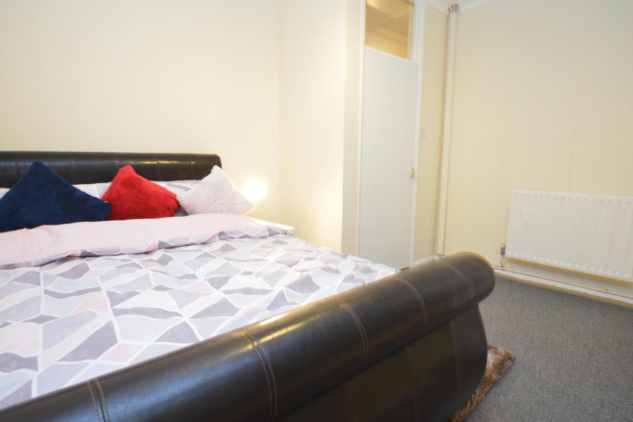 Beautiful Two Bedroom Near O2 Arena Appartement *
