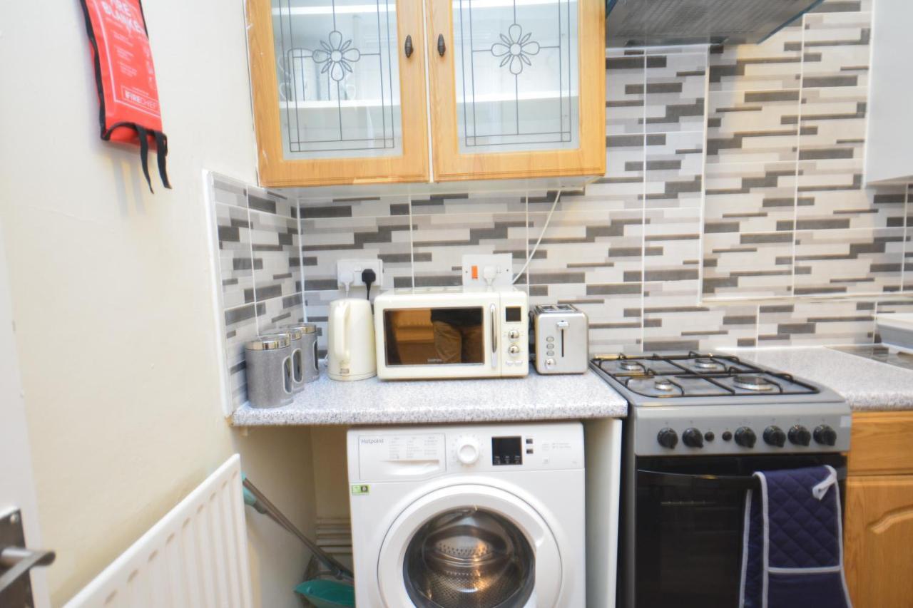 Appartement Beautiful Two Bedroom Near O2 Arena *