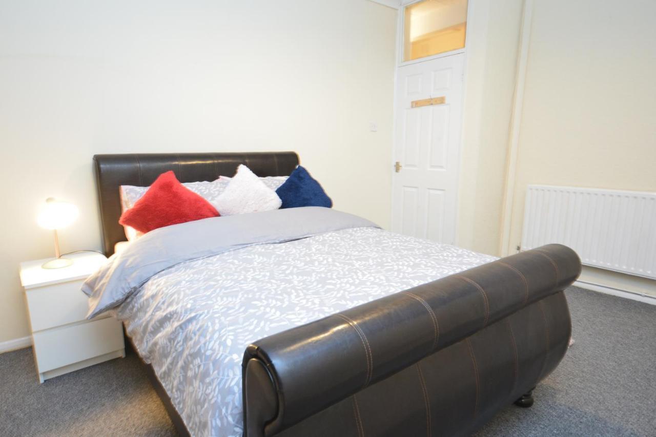 Beautiful Two Bedroom Near O2 Arena Appartement *