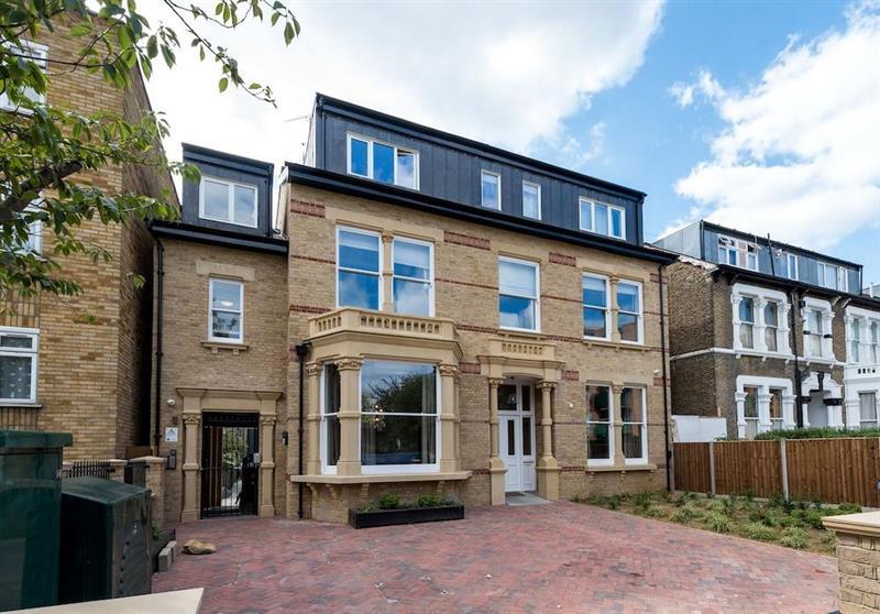 Appart hôtel Queen's Drive 3*