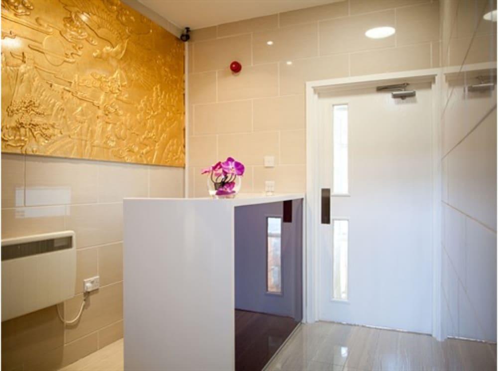 Belle Cour Hotel London