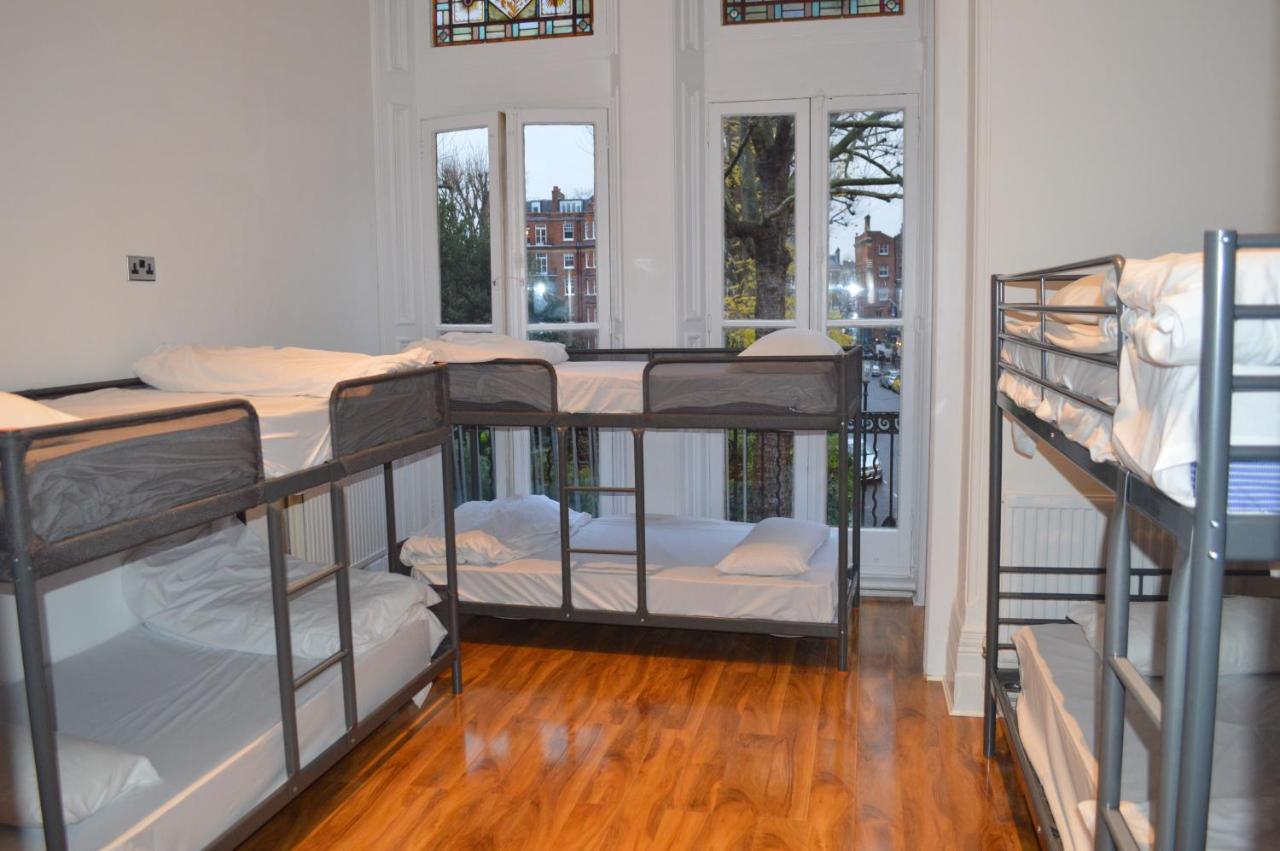 Barkston Earls Court Hostel *