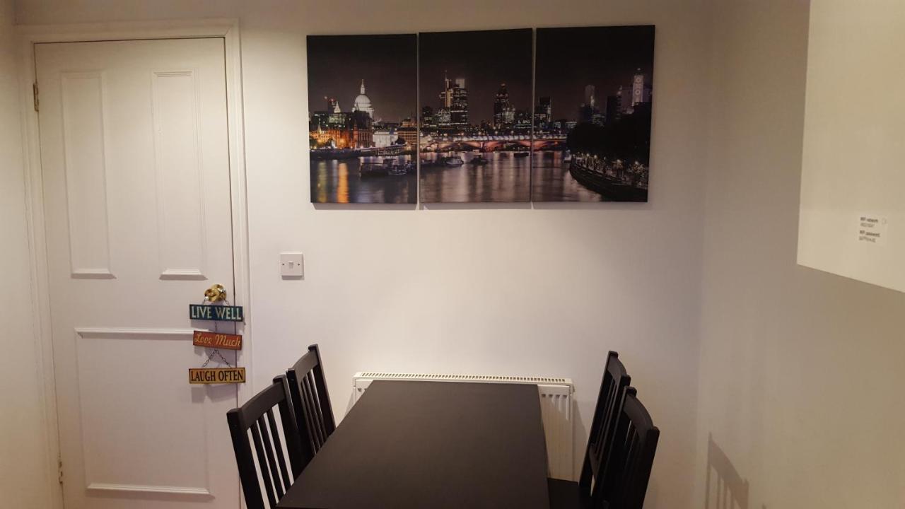 Premier Contractors North Apartamento Londres