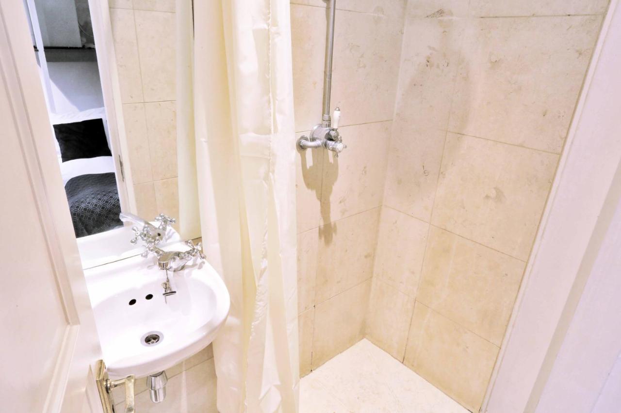 Piccadilly Circus Suites Apartamento *