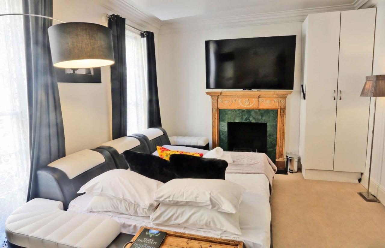 Sophia's 11rooms Piccadilly Circus St Townhouse * Londres