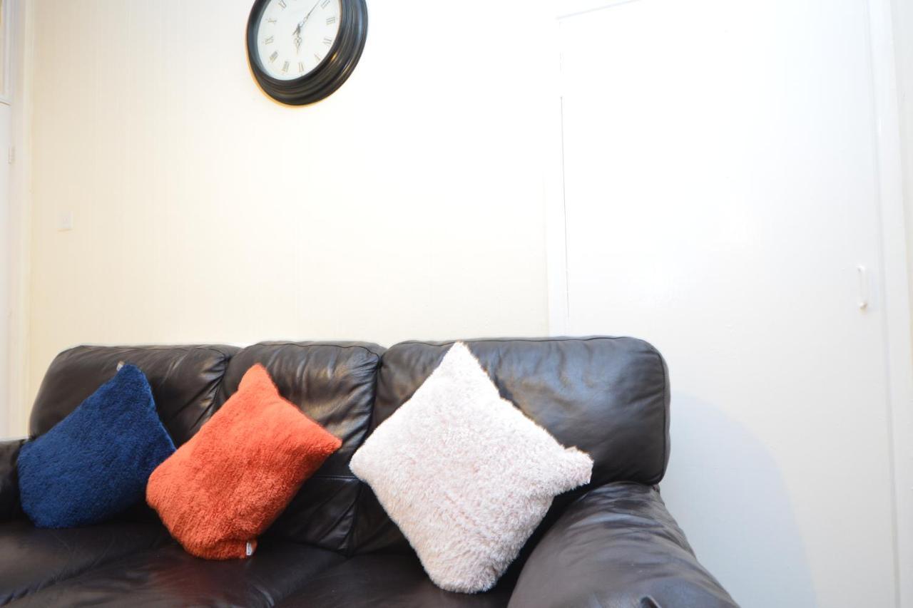 Appartement Beautiful Two Bedroom Near O2 Arena Londres