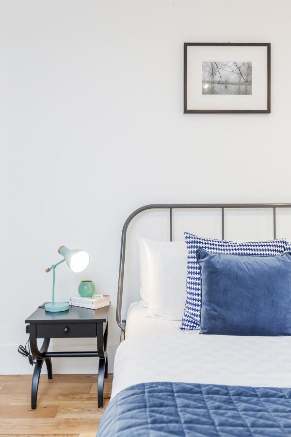 Bonnington Gardens - 1 Bed Open Plan Basement Flat Londen