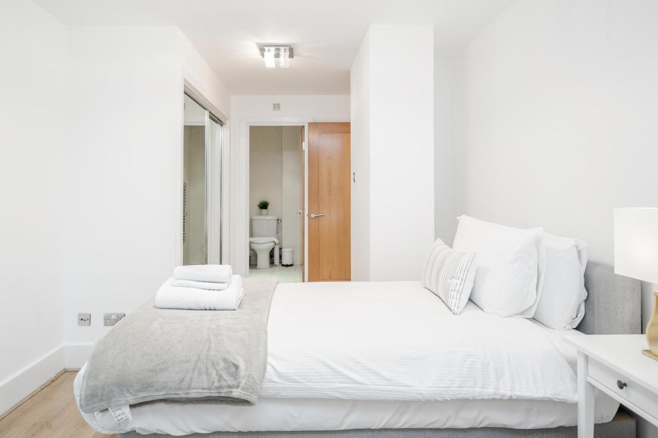 Welcomestay Vauxhall St Georges Wharf 2 Bedroom Londres
