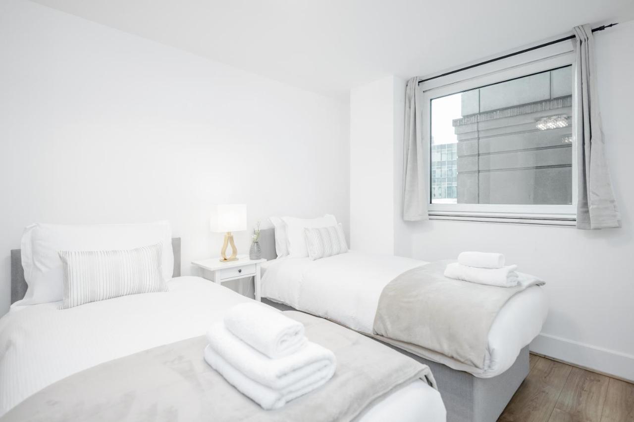 Welcomestay Vauxhall St Georges Wharf 2 Bedroom Appartement *