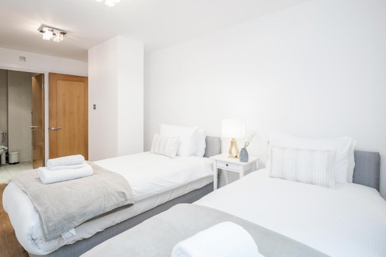 Welcomestay Vauxhall St Georges Wharf 2 Bedroom Londres